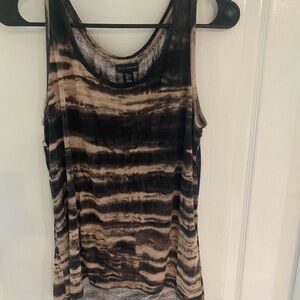 Willie Smith HiLo tank top